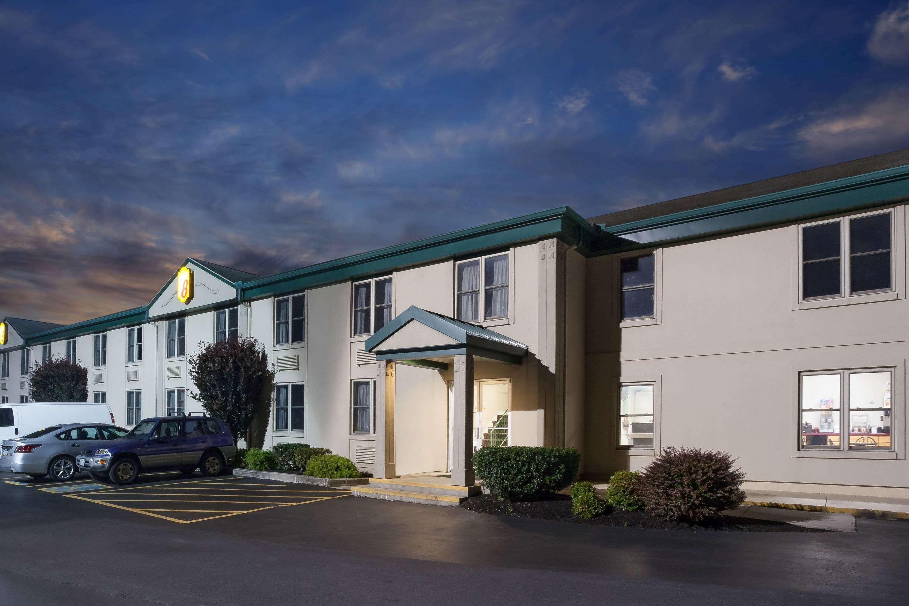 Super 8 By Wyndham Harrisburg Hershey West Extérieur photo